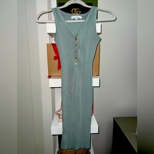 Green dress perfect for you💞